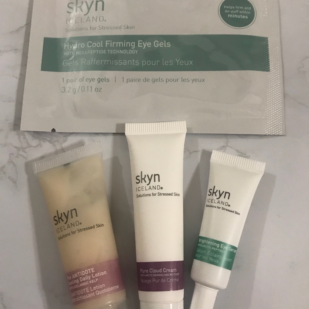 Skyn Iceland skincare travel deluxe samples bundle
